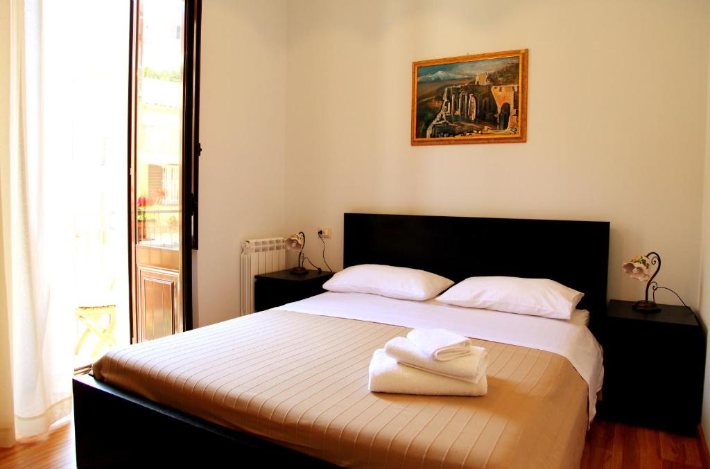 Bed & Breakfast Duomo Di Taormina room 1