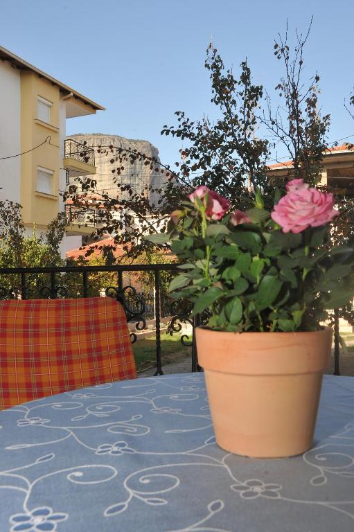 Eagle's Family Apartment Kalampaka room 3