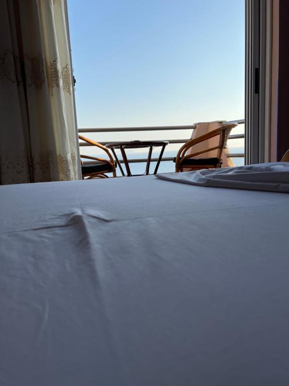 Emilios house room 4