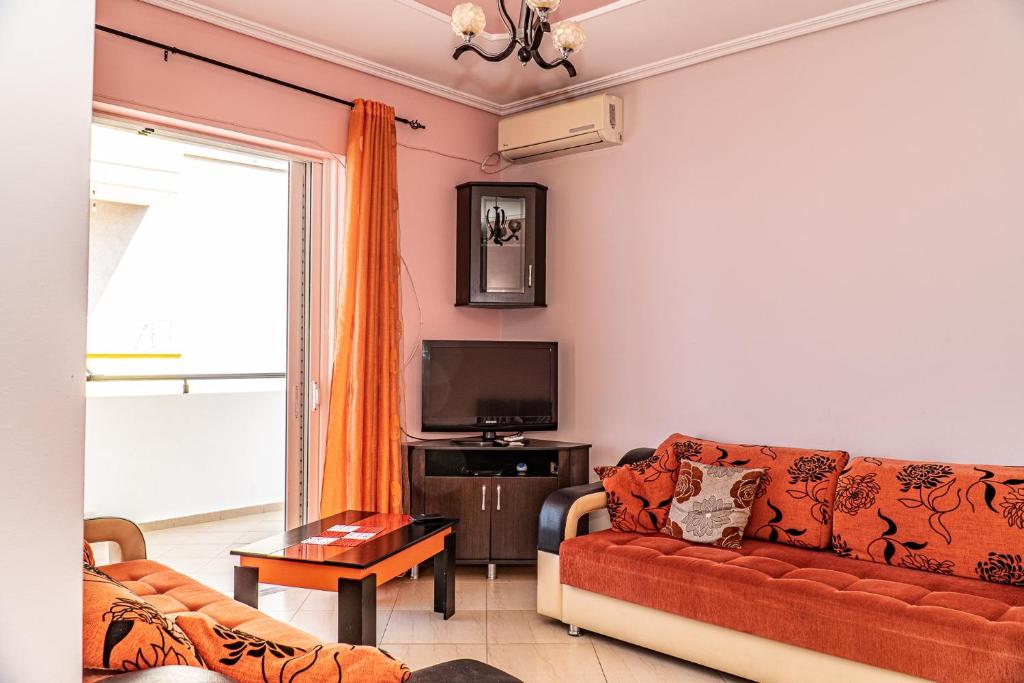 Esmeralda Apartaments Saranda room 6