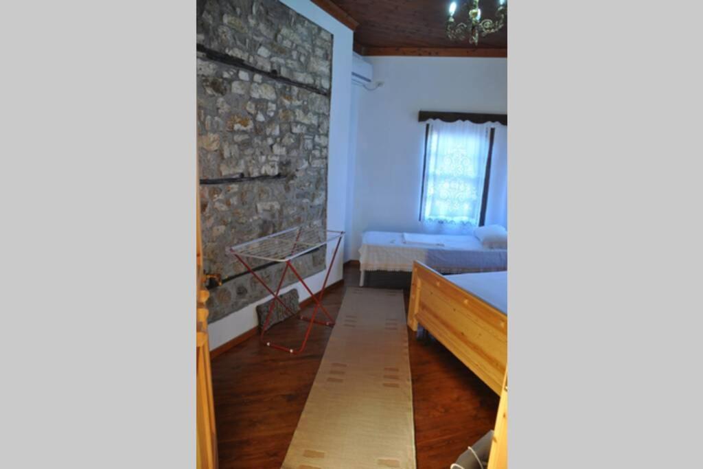 Eva guest house room 4