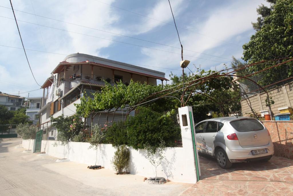 Evelina Ernild Rooms room 1