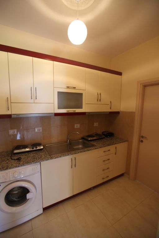 Evelina Ernild Rooms room 4