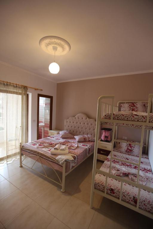 Evelina Ernild Rooms room 6