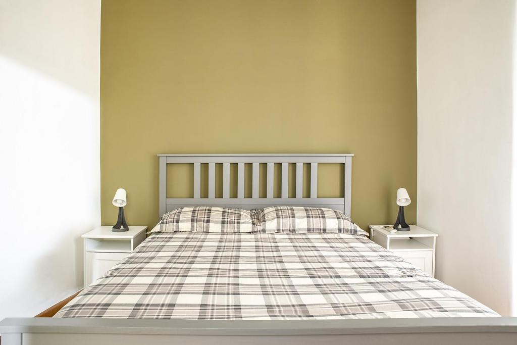 Palazzo Fazio Apartments by Wonderful Italy room 4