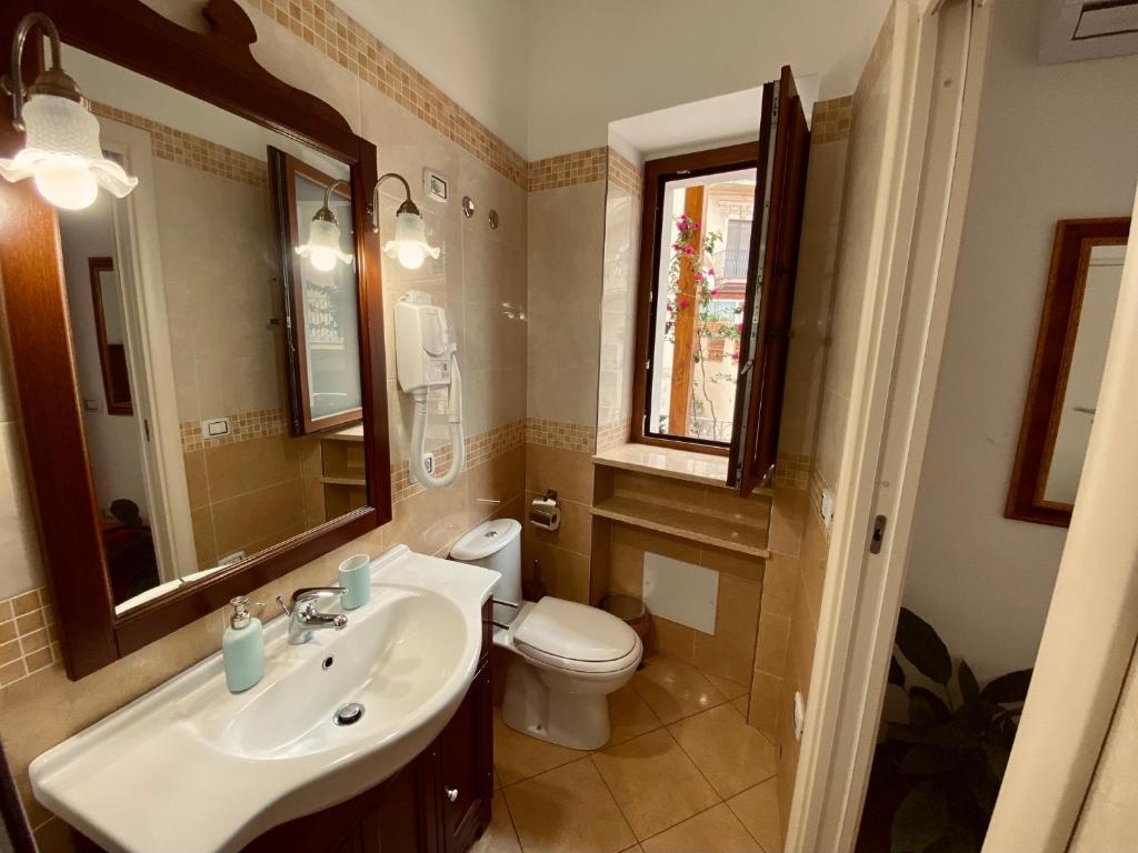 Casa FERRARA room 1