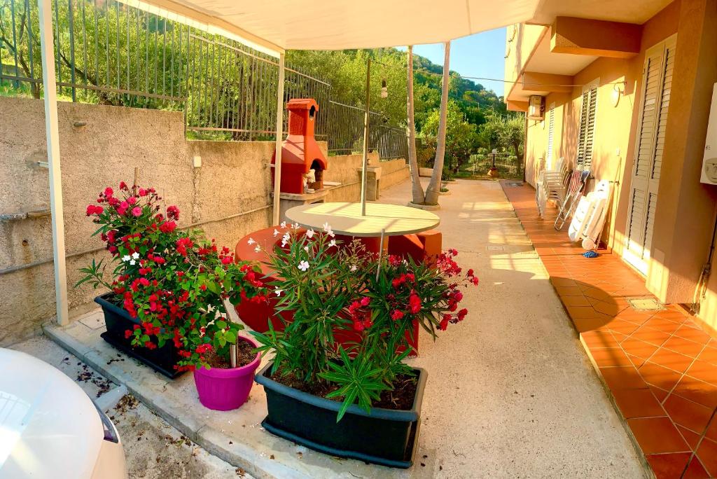 Appartamento Vacanza Villetta Fichera room 3