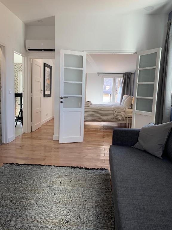 Garcia Place room 6