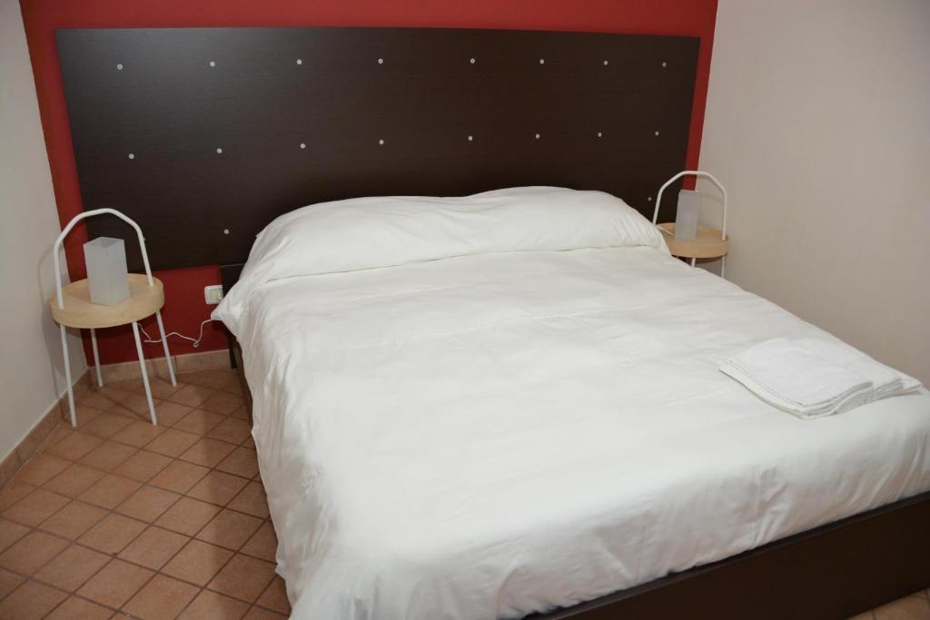 Garibaldi Flat room 2