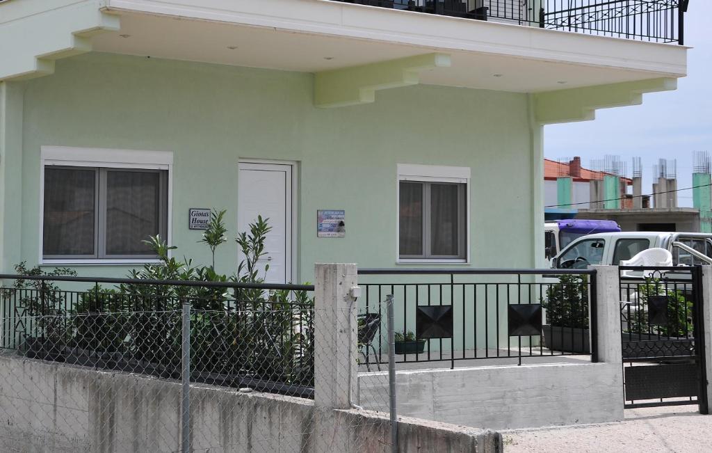 Giota's House room 3