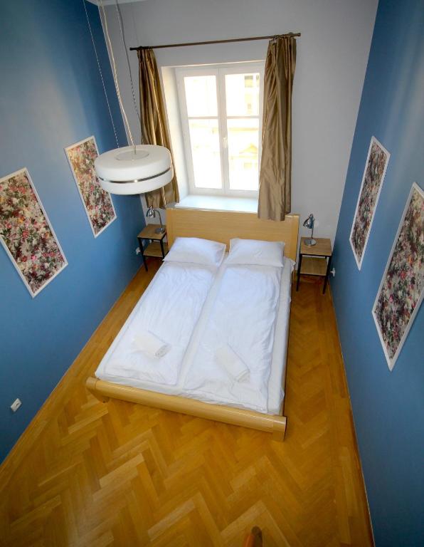 The Good Place by Cracow Moods room 1