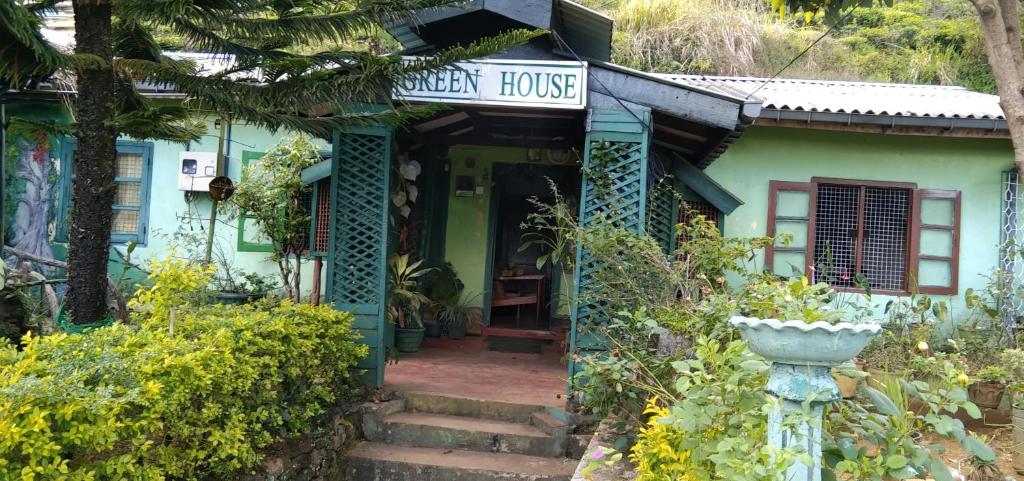 Green House Sripada Adams peak room 3