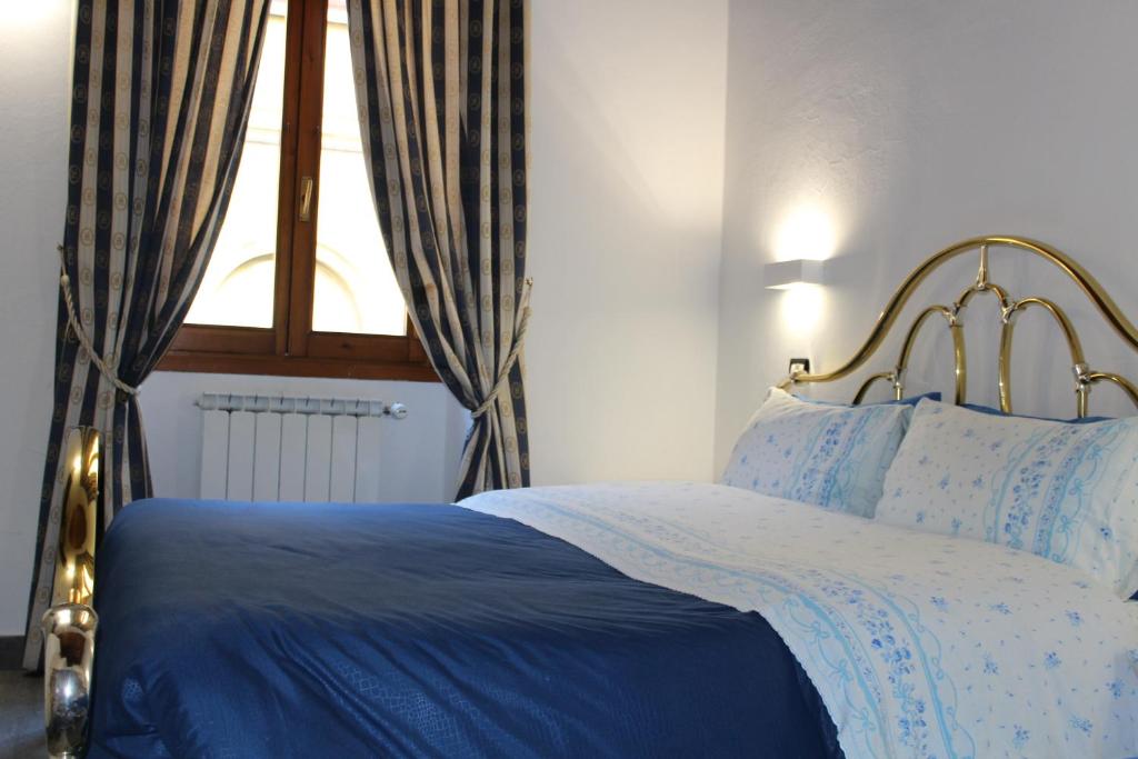 Gmax Guelfa Apartments room 5