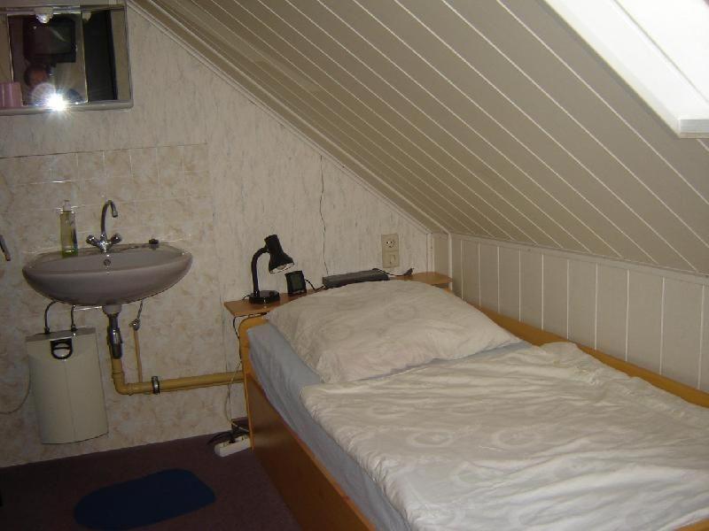 Zimmervermietung-Heide-Fiege room 1