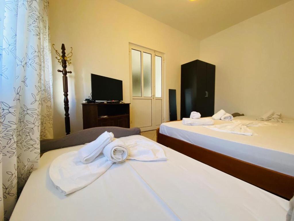 Hercules House room 5