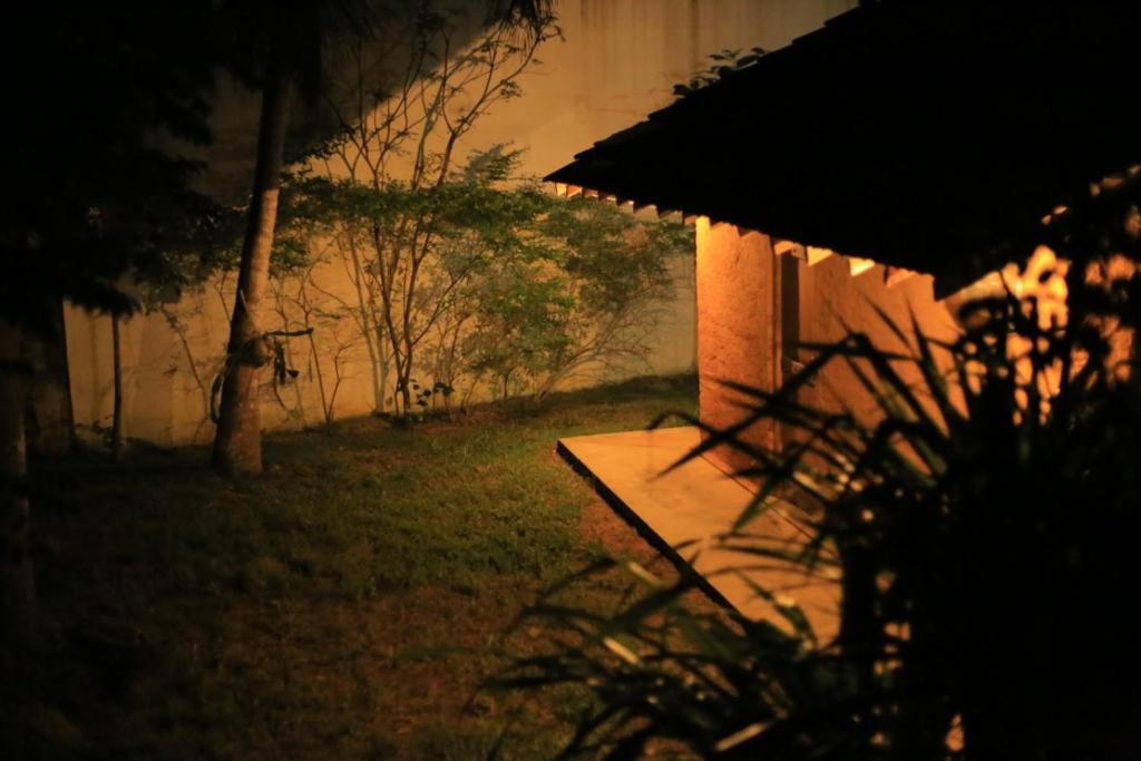 Hidden Well Hiriketiya room 4