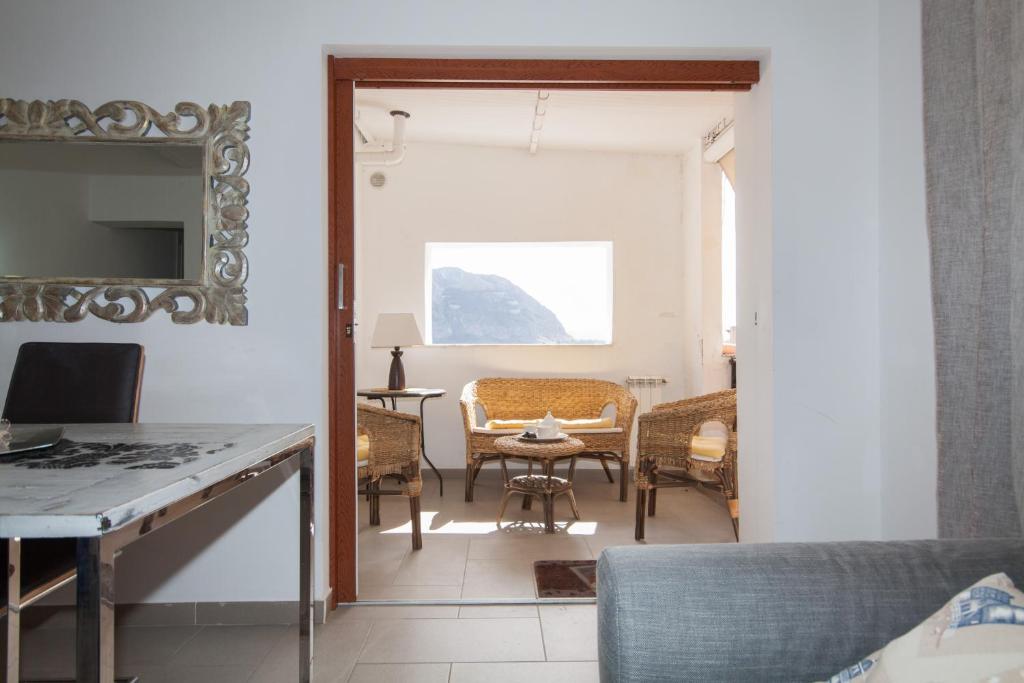 Holiday & House - Imparato Vacanze Prestige Mondello room 4