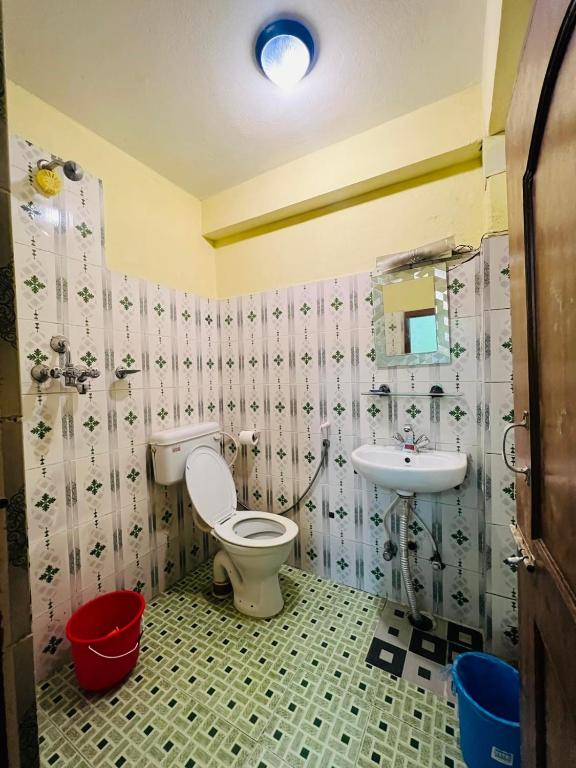 Hotel Buddha Darshan inn room 5