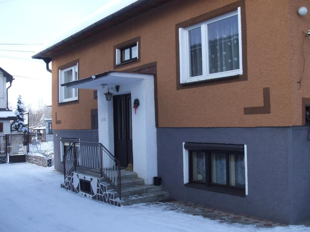 Holiday House Mirika room 4