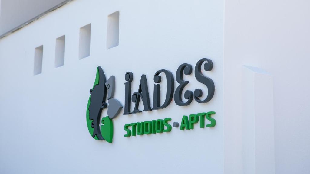 Iades Studios & Apartments room 1