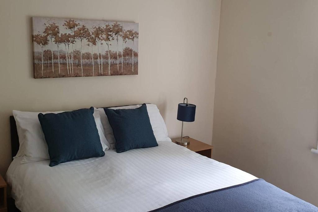 Ironmonger House room 2