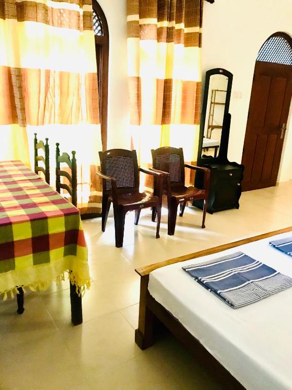 Jayalath Homestay and Apartments room 6