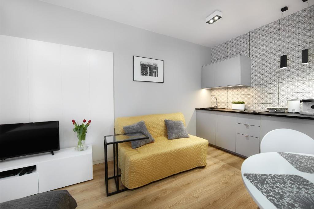 Kalia Apartments room 4