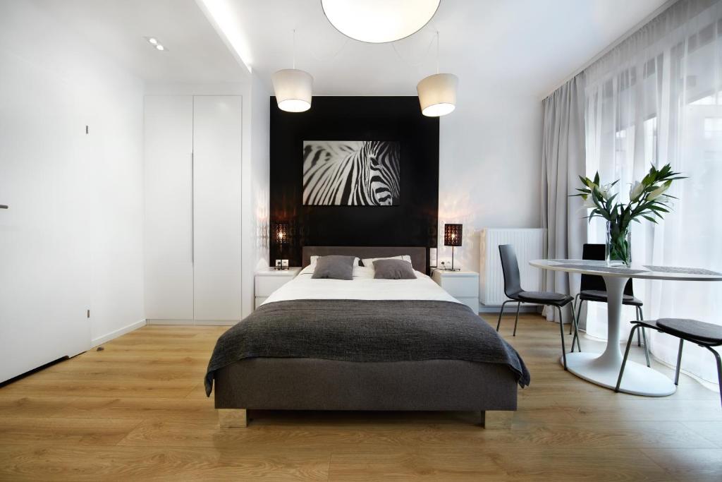 Kalia Apartments room 6