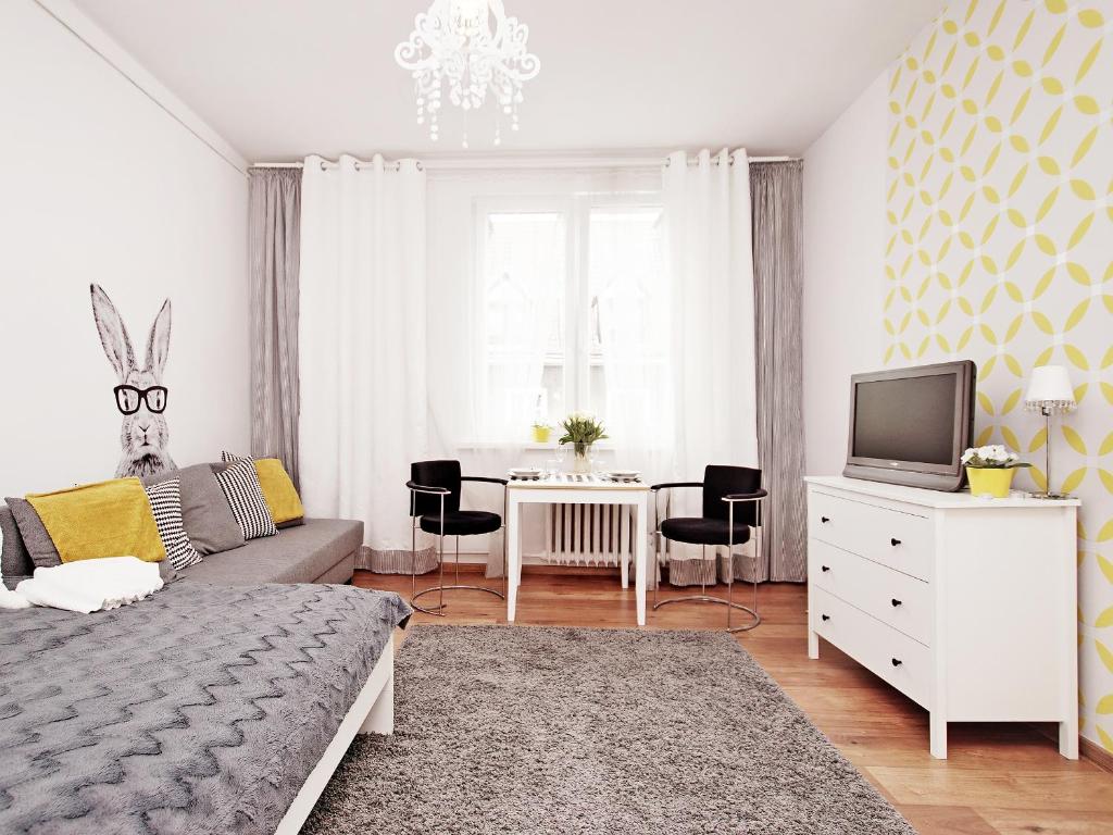 Apartment Kameralny 2B room 2