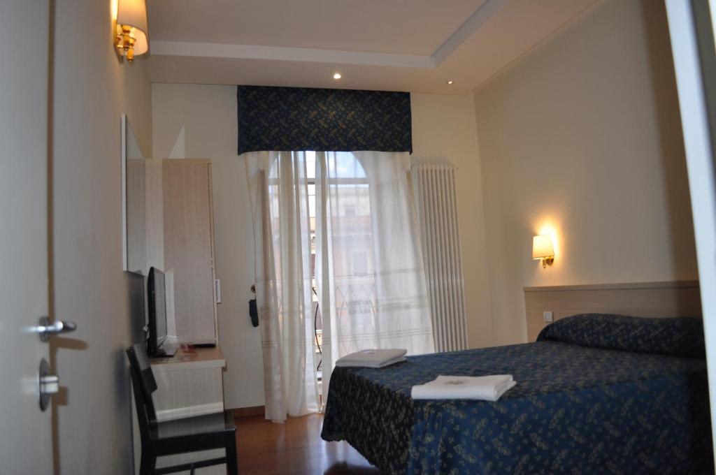 Karina Suite room 4