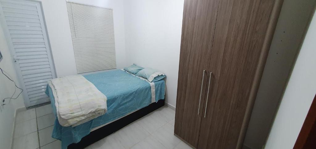 Kitnet Laranjal room 6