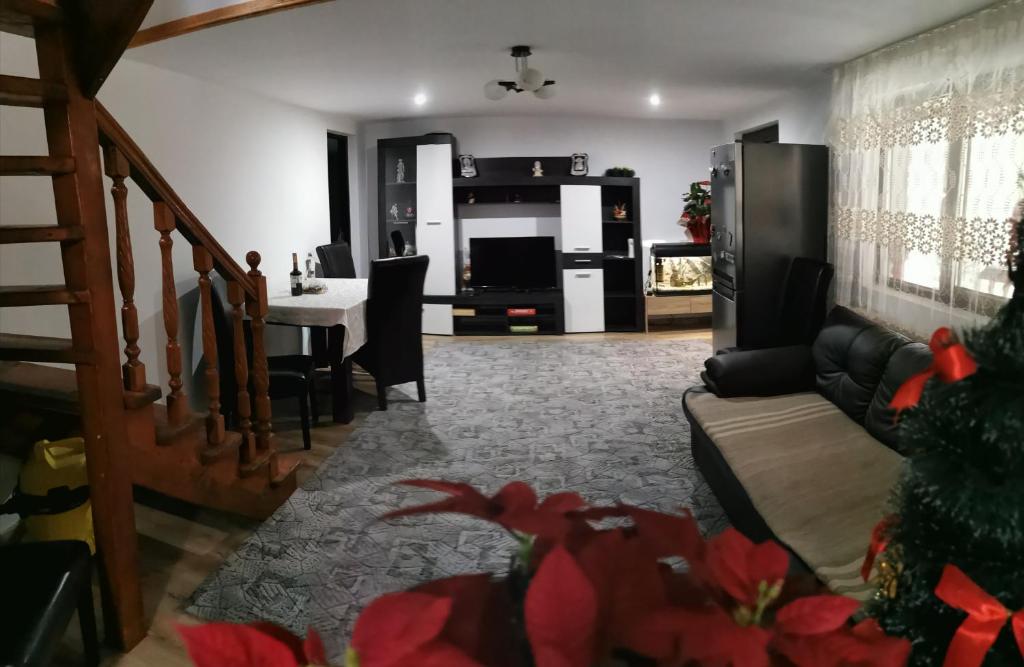 Cabana '' La Poalele Giumalăului '' room 4