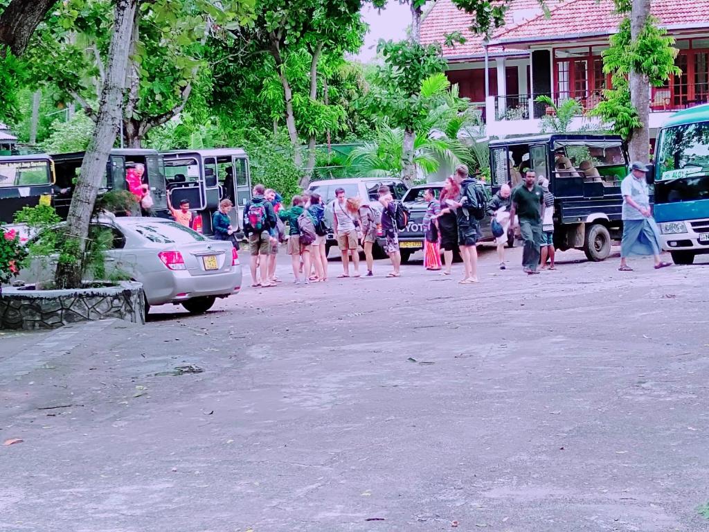 Lake Side Tourist Inn room 5