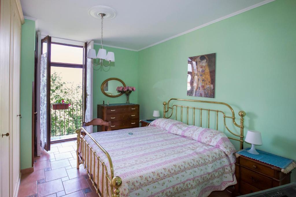 La Piazza room 2
