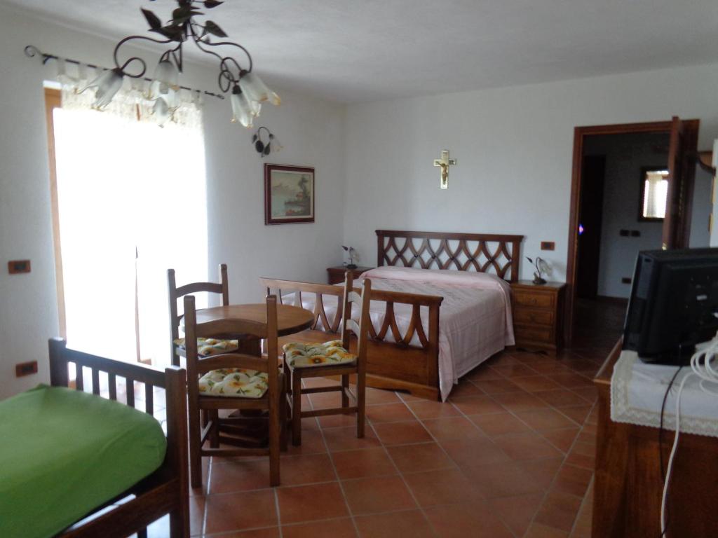 Bed Le Cicale room 5