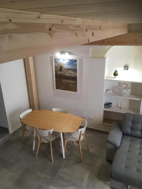 Casa Leone 01 room 2