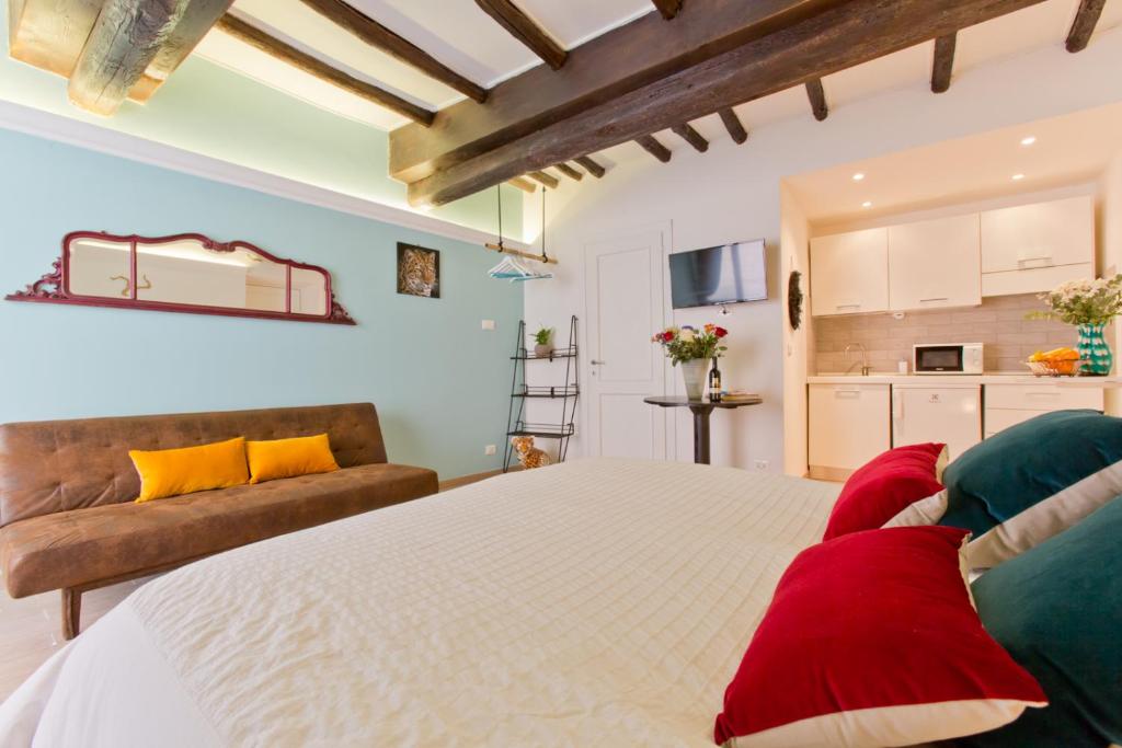 Il Leopardo room 3