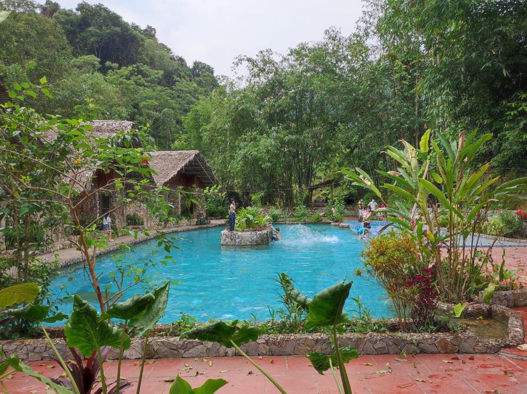 LePont Mu Waterfall Bungalow room 3