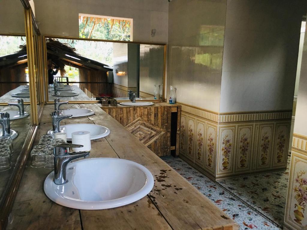 LePont Mu Waterfall Bungalow room 6