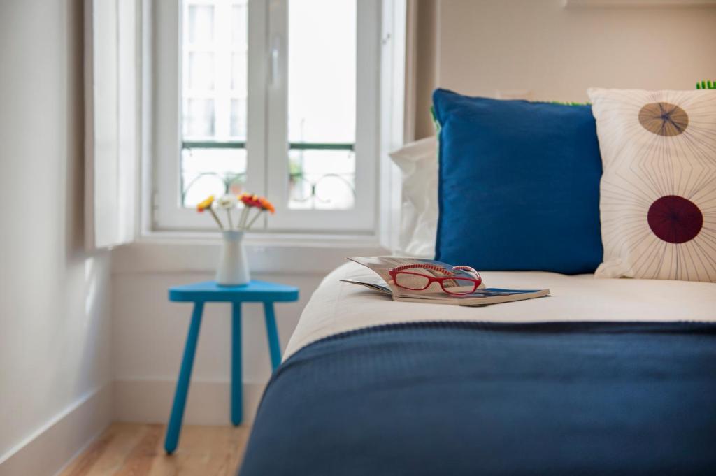 Light Green Apartments room 3