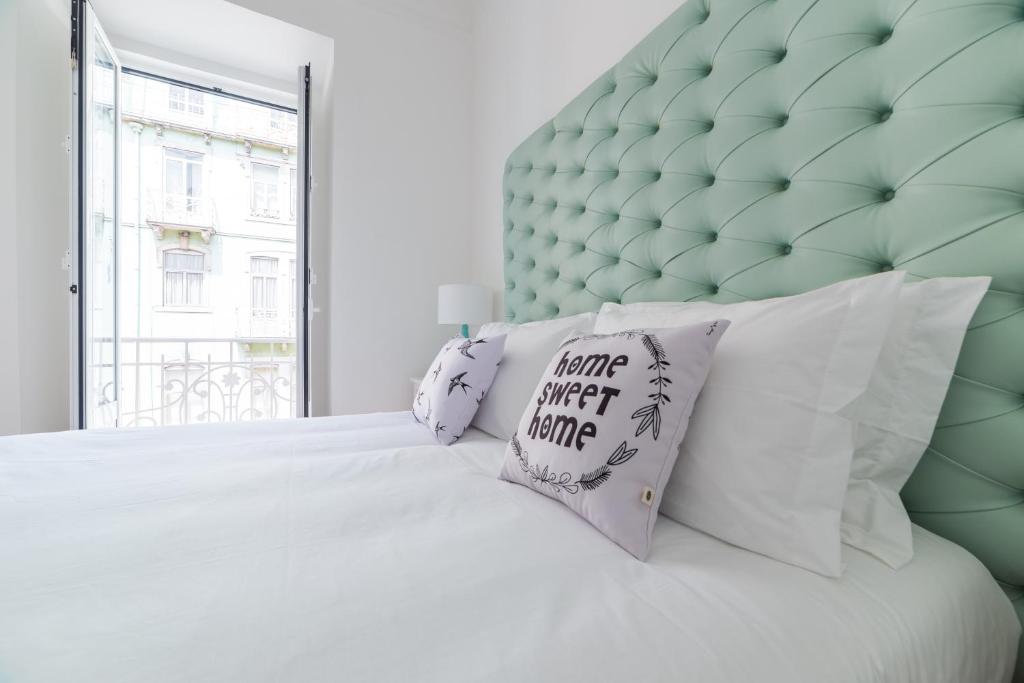 Lisbon heart 1-cozy Flat-Family Friendly room 2