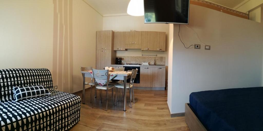 The little house room 5