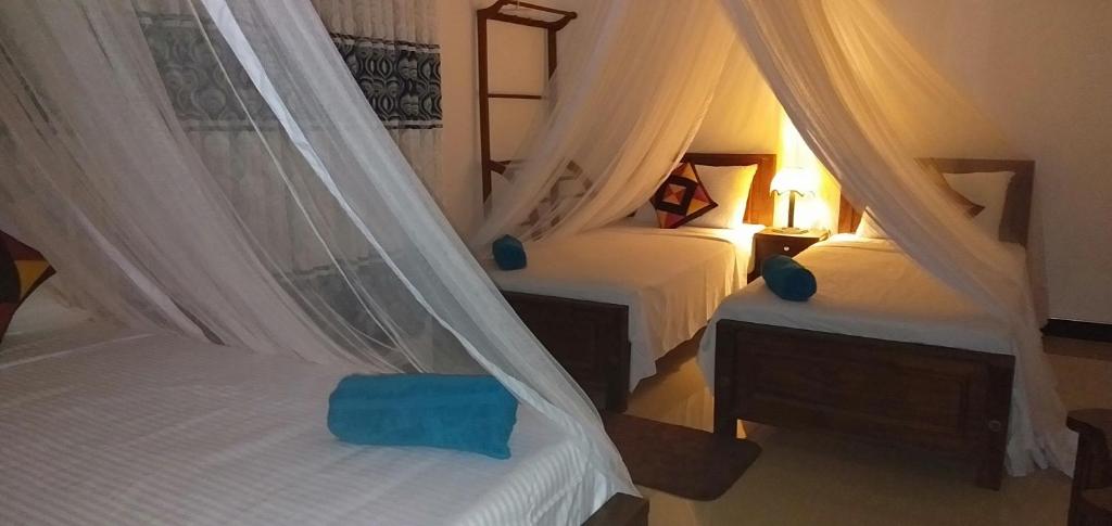 Liyara Home Stay room 5