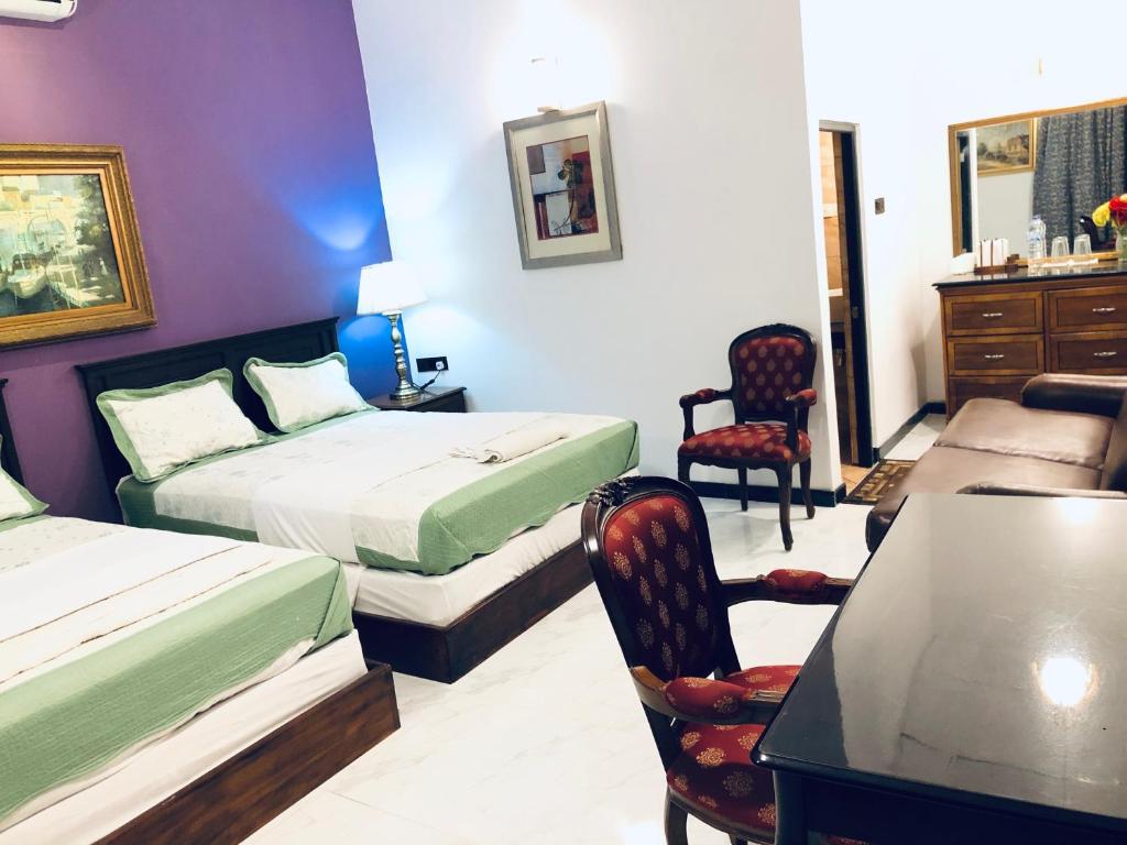 Luxury inn Matale room 4