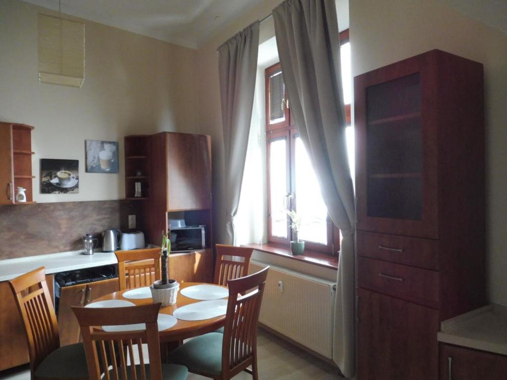 M10 Old Town Apart room 1