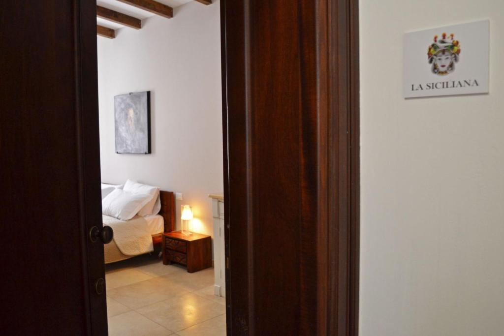 Il Moro e La Siciliana room 1