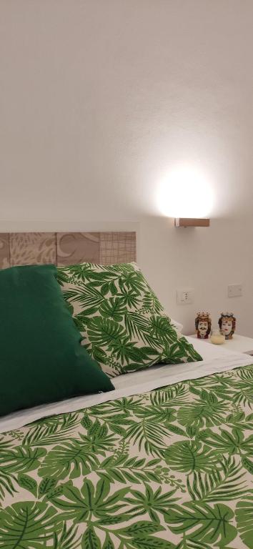 Sicily my house room 3