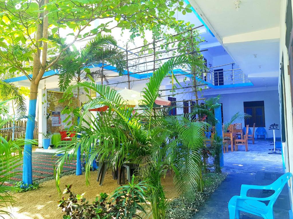 Natraj Hotel room 6