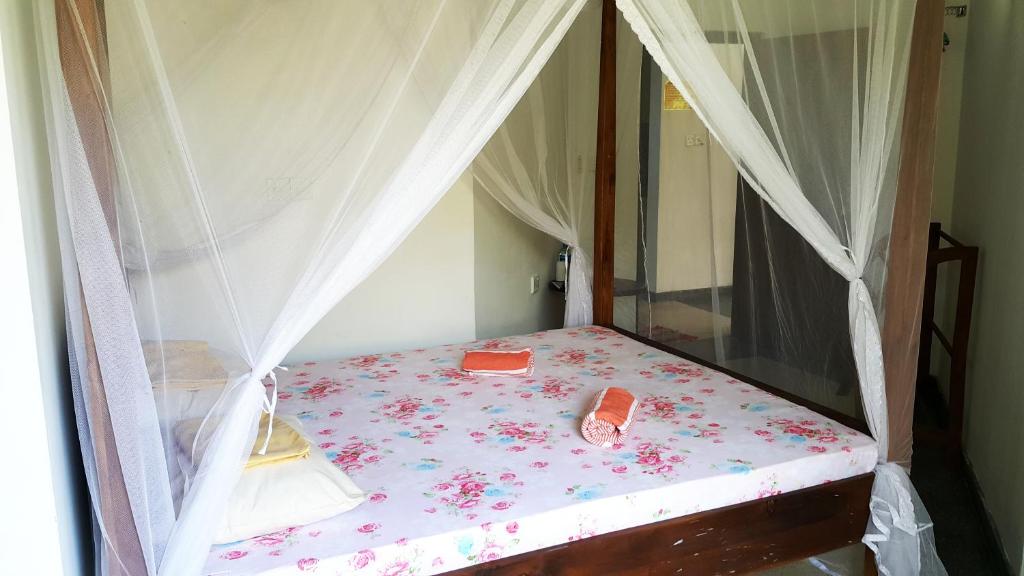 New Chili Lodge Mirissa room 5