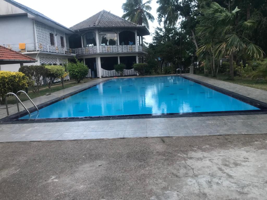 New Tristar Beach Hotel room 6